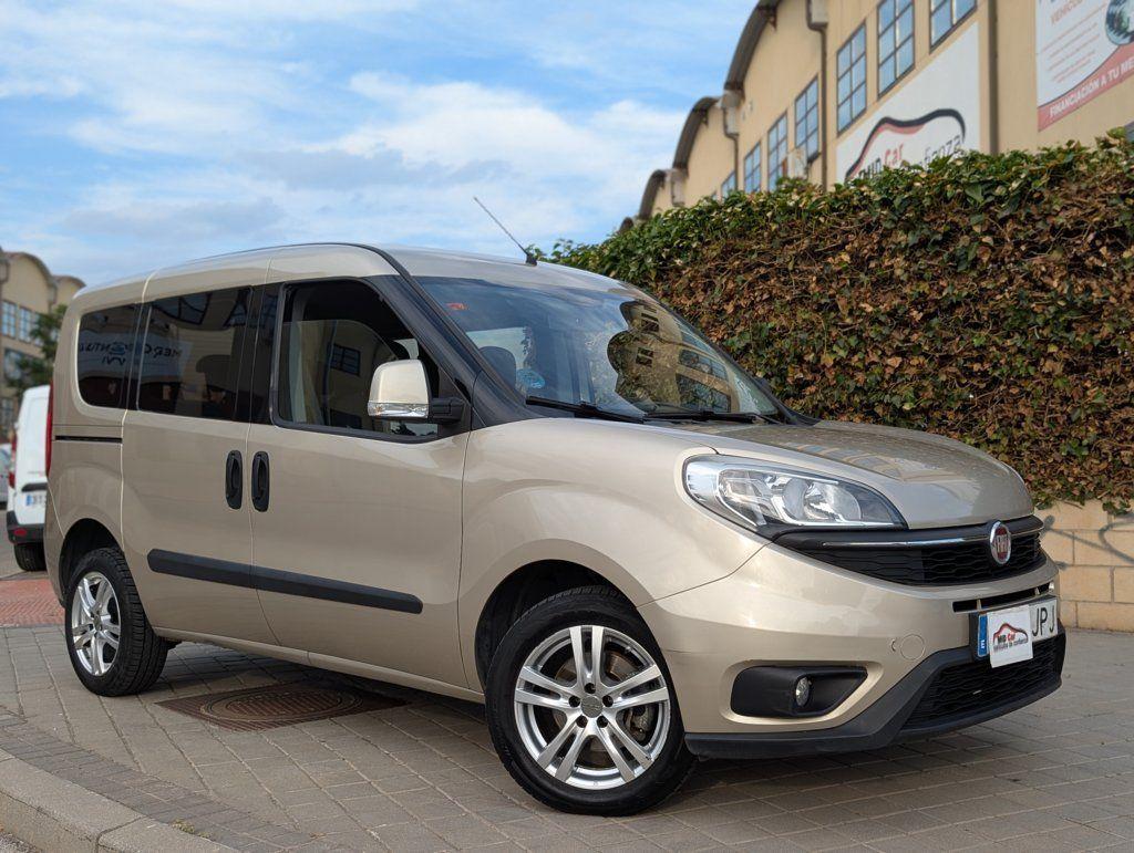 Fiat Dobló 1.6Multijet 6 Velocidades Etiqueta medioambiental C IVA y Garantía Inc - Foto 1