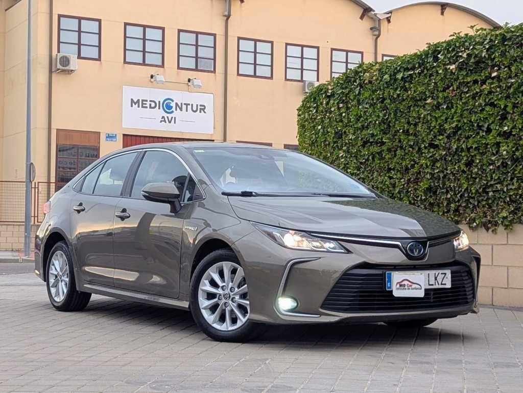 Toyota Corolla 1.8 125H Hybrid Active TECH E-CVT Sedan - Foto 1